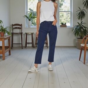 Patagonia Straight Leg Jeans. NWT
Dark Wash. Size: 32